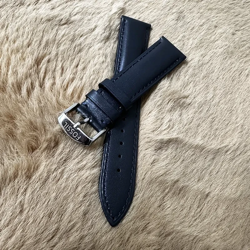 Fossil 20mm Deep Blue Leather Strap – Classic & Elegant Watch Band